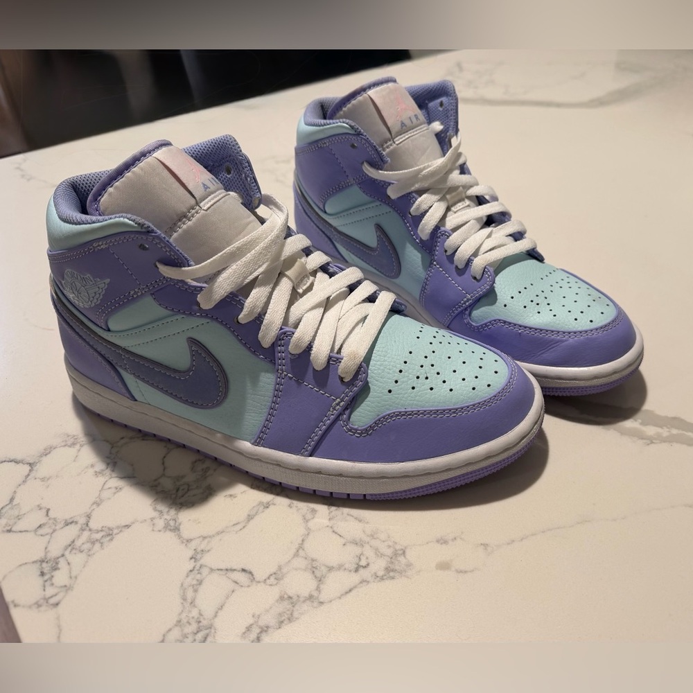 Air Jordan 1 Mid Purple Aqua